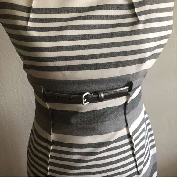 Kelvin Klein sleeveless dress up size 4 petite beautiful design dress - Picture 3 of 7